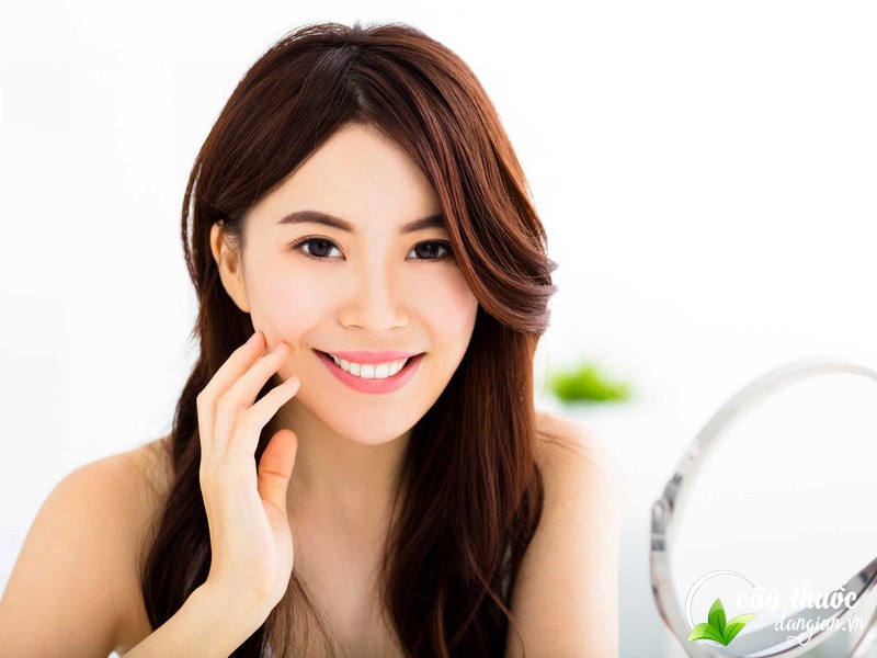 Phụ nữ luôn ưu chuộng trà hoa nhài khô của Cây Thuốc Dân Gian