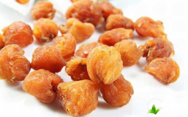 long-nhan-co-tac-dung-an-than-cai-thien-chung-mat-ngu