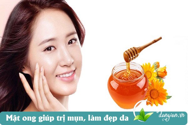 Mật ong rừng được nhiều chị em sử dụng để trị mụn, làm đẹp da
