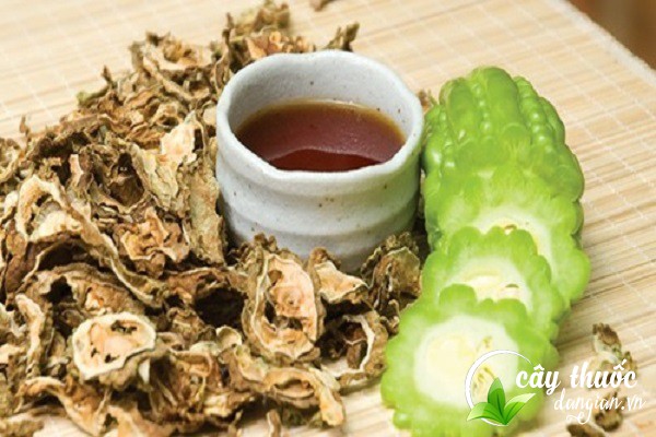 Lưu ý không lạm dụng bài thuốc từ mướp đắng mà cần tham khảo y kiến bác sĩ trước khi áp dụng